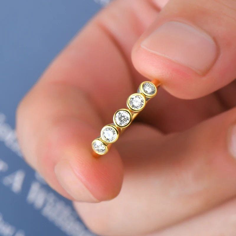 Anel Moissanite em prata esterlina 925 cinco pedras, 3mm